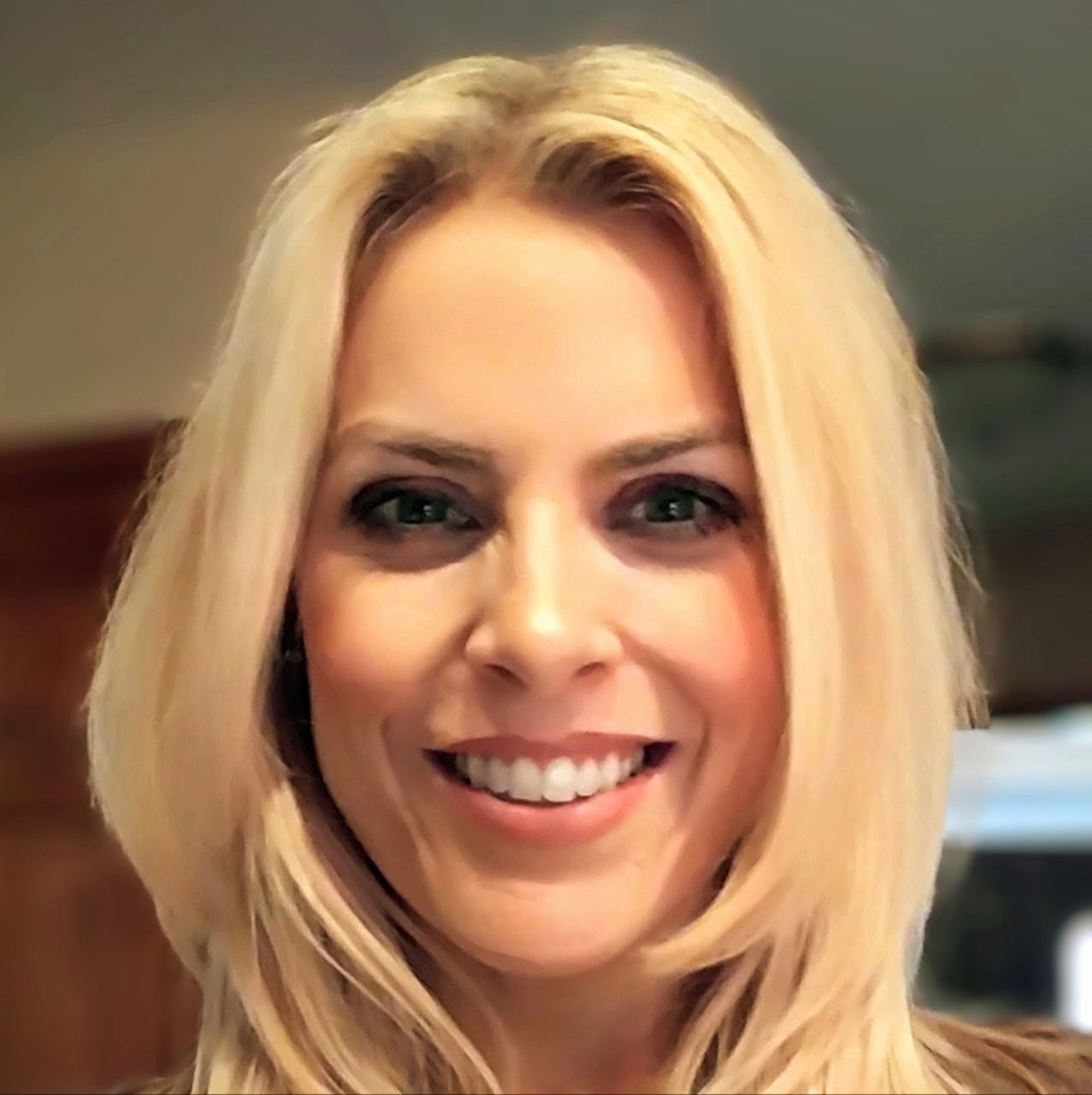 Meet your Posher, Christina